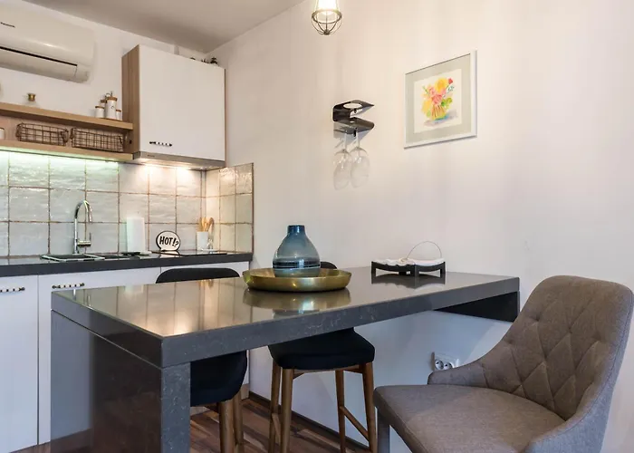 Apartment студио в близост до община Varna