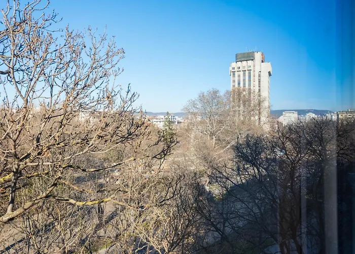 студио в близост до община * Varna